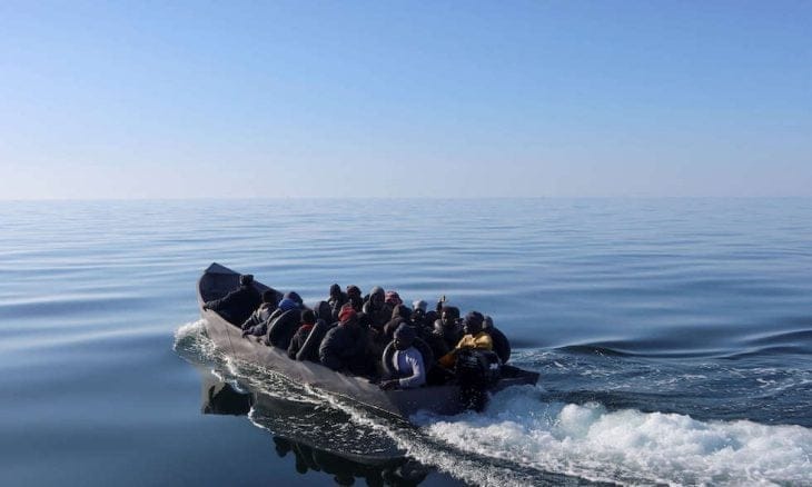 فرنسا: غرق 5 مهاجرين خلال محاولة فاشلة لعبور القنال الإنجليزي
