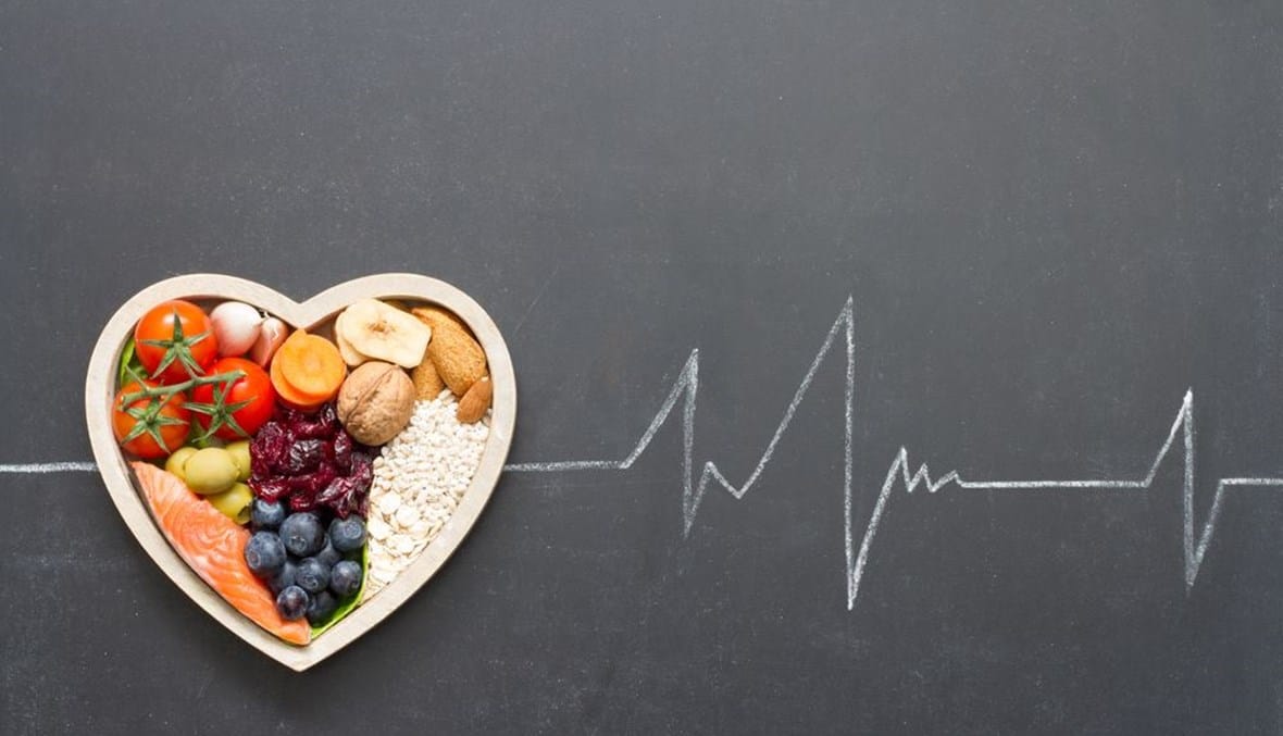 تأثيرها قوي وصحي: أفضل 5 أطعمة لخفض الكولسترول في الدم